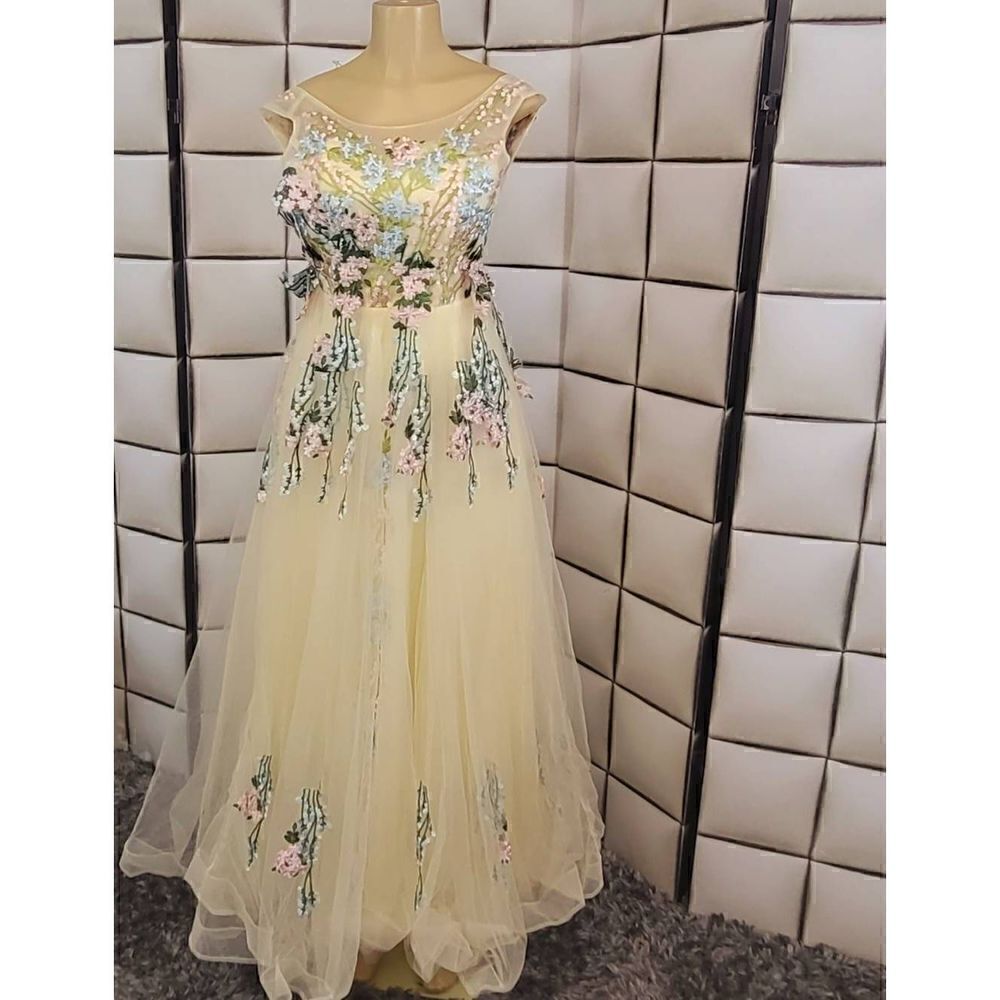 L'Atiste Formal gown 